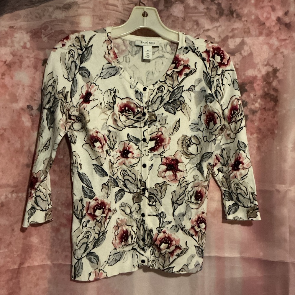 Lush Blues Floral Button-Front Cardigan - White with Pink & Blue Floral